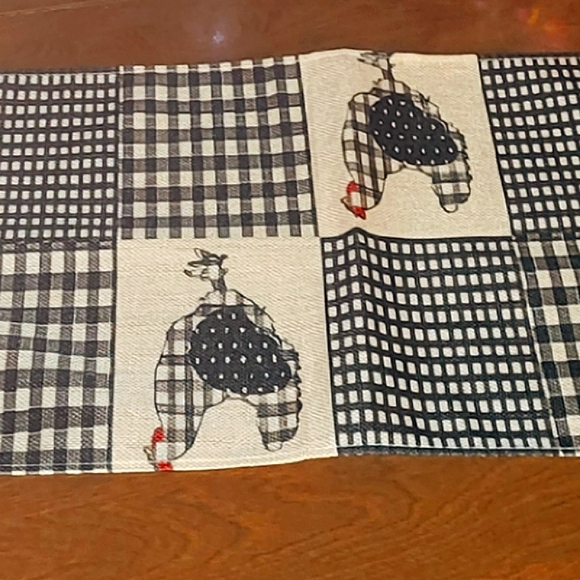 🚨✨️Last Call✨️🚨Linen Farm Style Table Runner - Picture 6 of 11